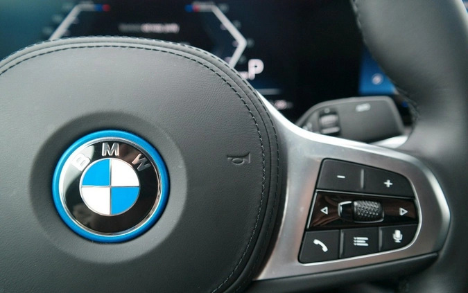 BMW i4 cena 242900 przebieg: 10037, rok produkcji 2023 z Szamotuły małe 781